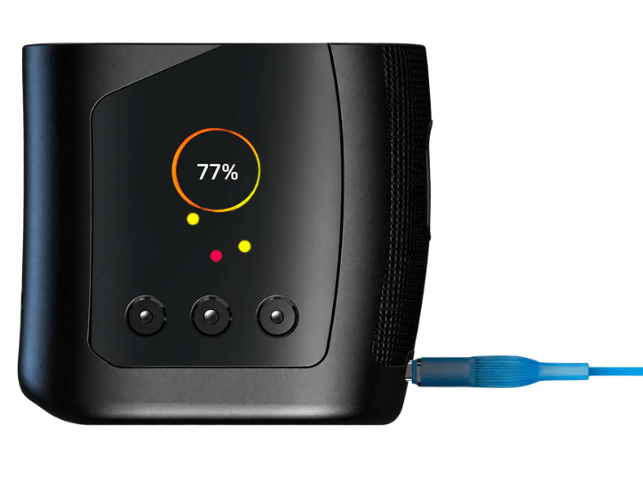 WOLKENKRAFT LIVE battery and USB-C charging display